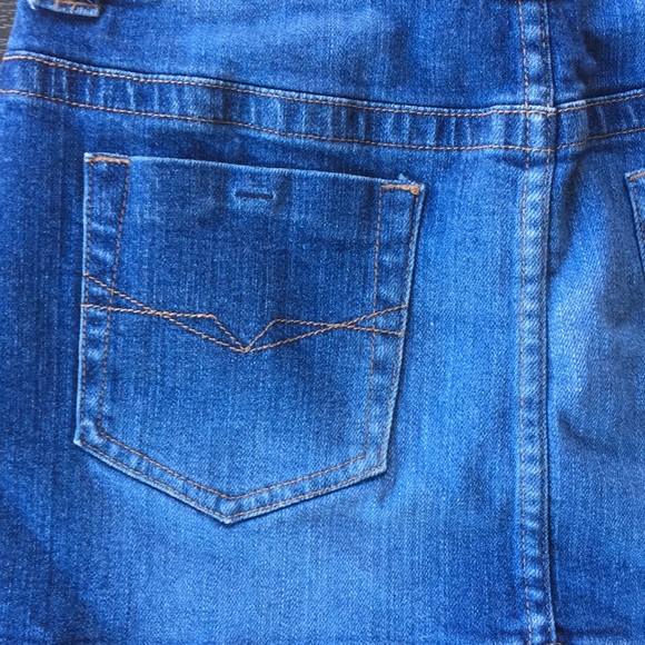 Guess jeans mini skirt 26 LIKE NEW! - Picture 7 of 8